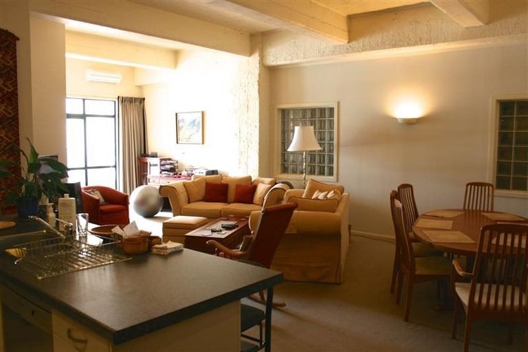 Photo of property in Tennyson Apartments, 16/25 Tennyson Street, Te Aro, Wellington, 6011