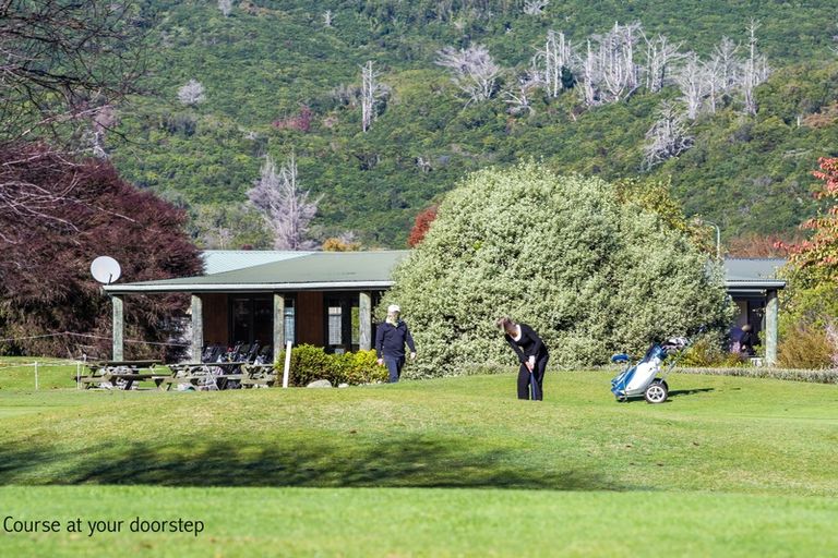 Photo of property in 55 Lisland Drive, Kinloch, Taupo, 3377