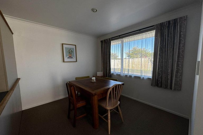 Photo of property in 17 Glover Street, Leamington, Cambridge, 3432