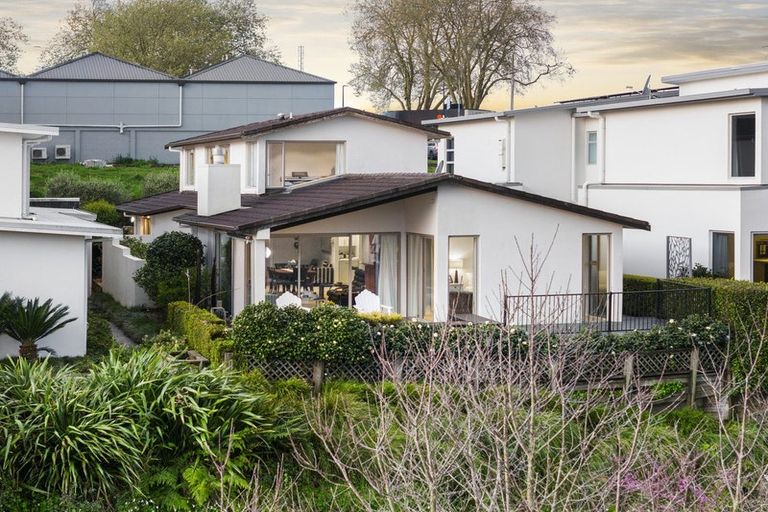 Photo of property in 5 Bath Street, Cambridge, 3434