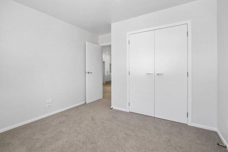 Photo of property in 2/16 Betley Crescent, Fairview Downs, Hamilton, 3214