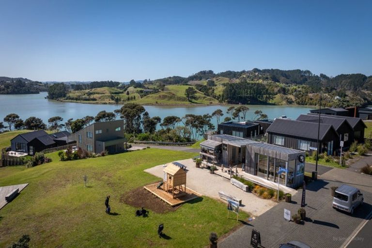 Photo of property in 4 Omahina Street, Raglan, 3225