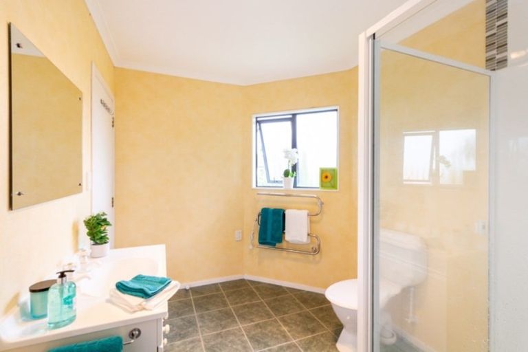 Photo of property in 5 Madison Avenue, Milson, Palmerston North, 4414