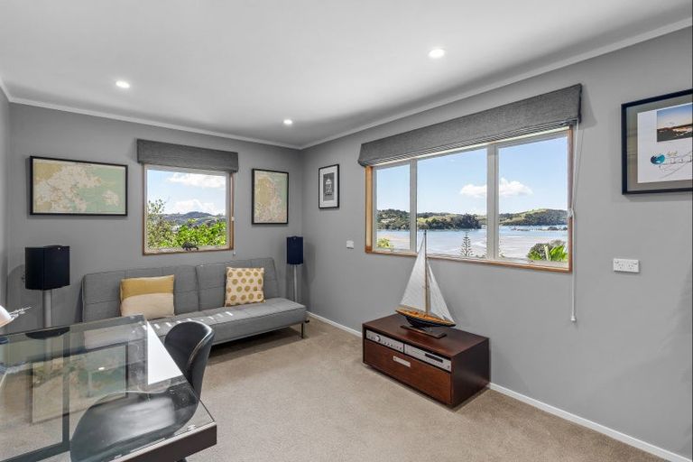 Photo of property in 8 Martin Road, Matakana, Warkworth, 0985