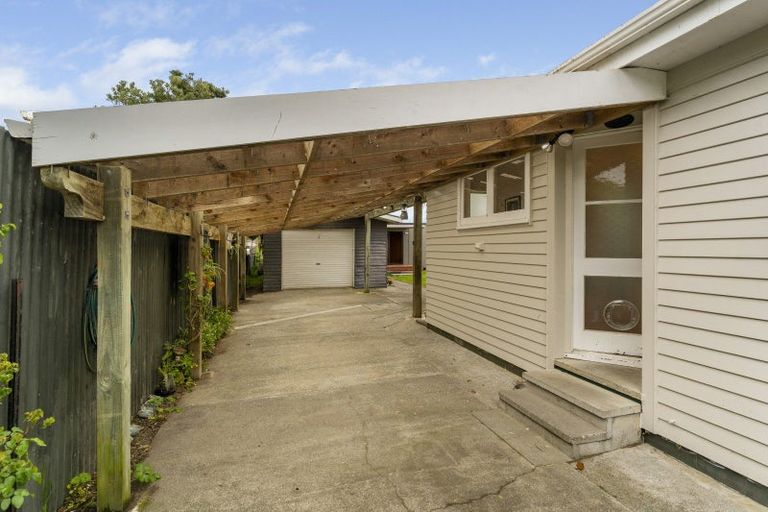 Photo of property in 103 Atkinson Avenue, Otaki Beach, Otaki, 5512