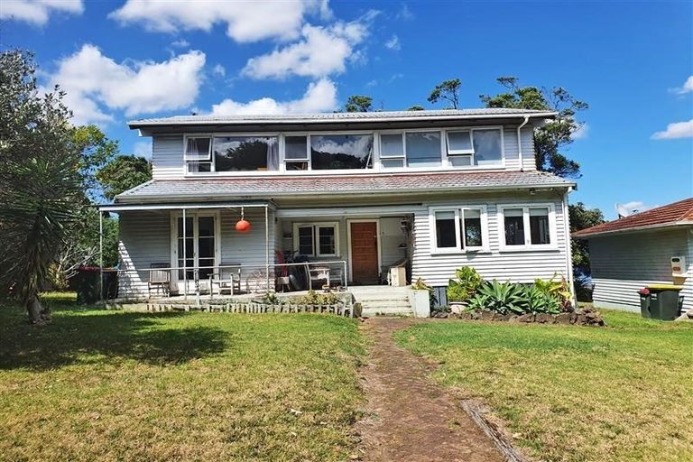 Photo of property in 10 Roys Road, Weymouth, Auckland, 2103
