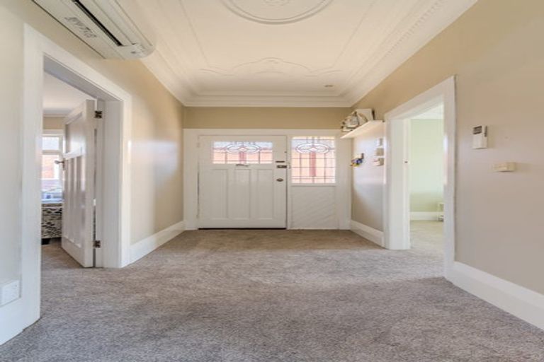 Photo of property in 238 Bay View Road, South Dunedin, Dunedin, 9012