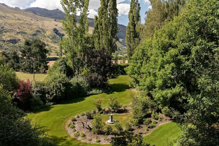 Photo of property in 364 Malaghans Road, Dalefield, Queenstown, 9371