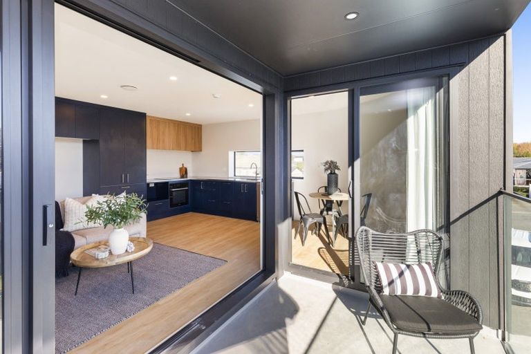 Photo of property in 1/100 Staveley Street, Avonhead, Christchurch, 8042