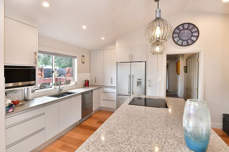 Photo of property in 30 Manly Park Avenue, Manly, Whangaparaoa, 0930