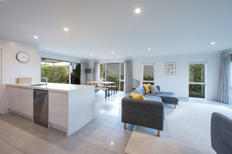 Photo of property in 32 Hart Road, Richmond, 7020