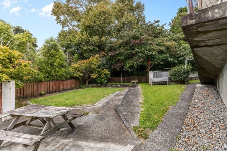 Photo of property in 62 Huatoki Street, Vogeltown, New Plymouth, 4310