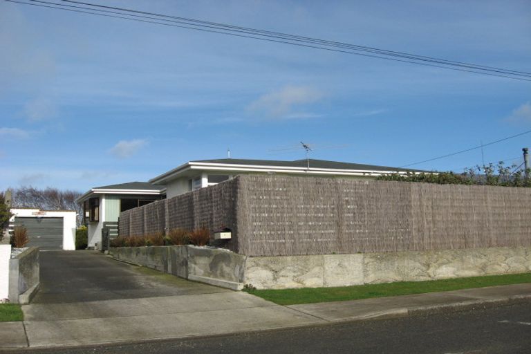 Photo of property in 27 Cargill Street, Waikiwi, Invercargill, 9810