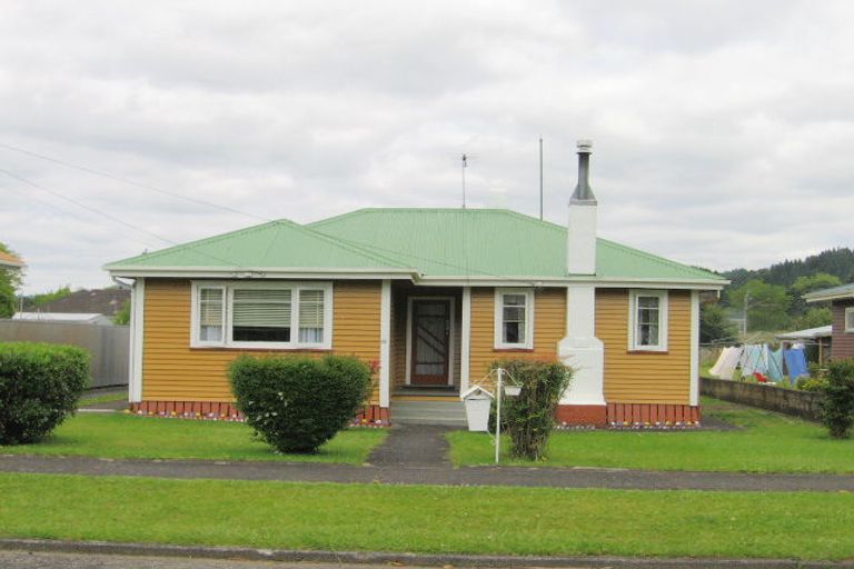 Photo of property in 12 Leese Street, Taumarunui, 3920