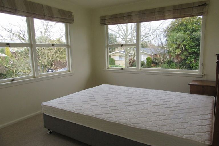 Photo of property in 6 Ilkley Place, Ilam, Christchurch, 8041