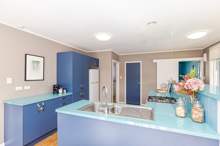 Photo of property in 11 Humphrey Street, Marton, 4710