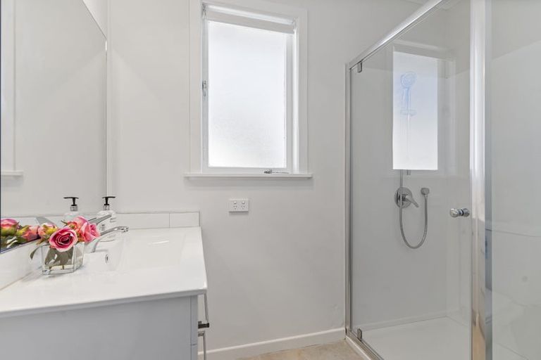 Photo of property in 69 Russell Road, Manurewa, Auckland, 2102