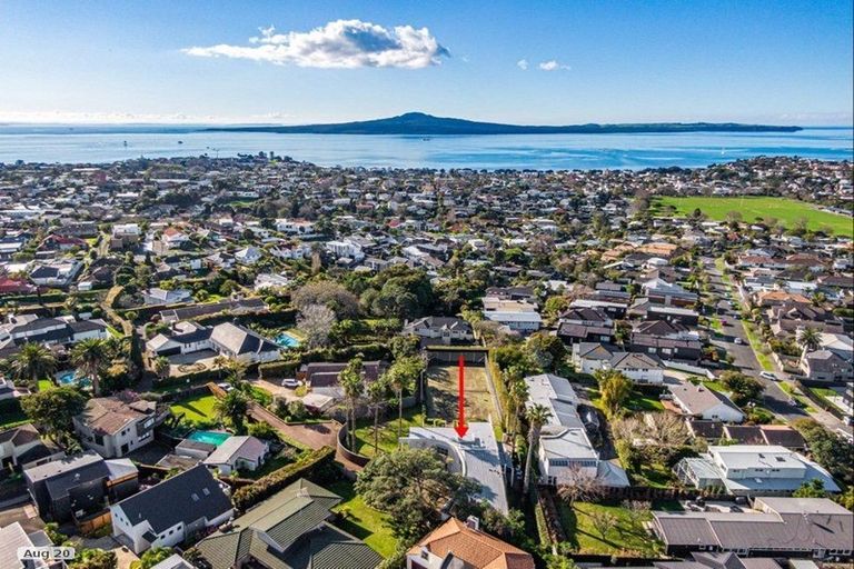 Photo of property in 188 Kohimarama Road, Kohimarama, Auckland, 1071