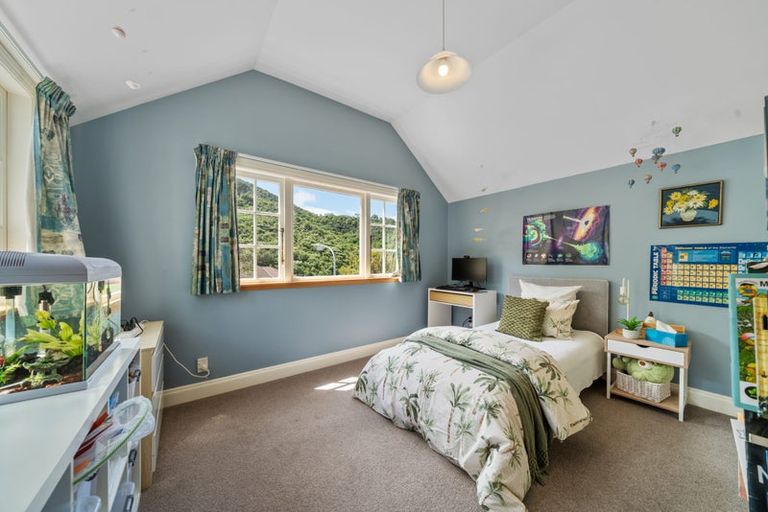 Photo of property in 11 Ridvan Grove, Ngaio, Wellington, 6035