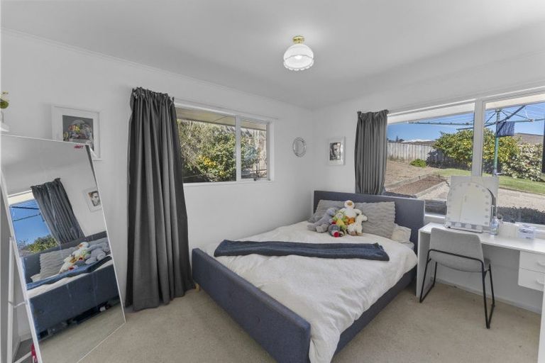 Photo of property in 27 Idesia Grove, Richmond, 7020