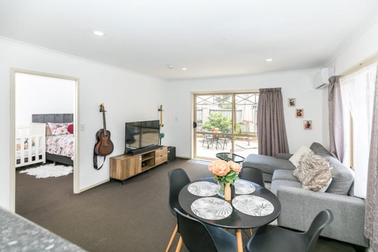 Photo of property in 4/201 Massey Street, Frankton, Hamilton, 3204