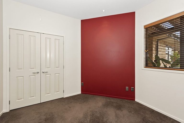 Photo of property in 11 The Esplanade, Huntington, Hamilton, 3210