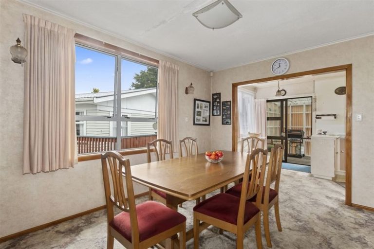 Photo of property in 76 Old Onerahi Road, Onerahi, Whangarei, 0110