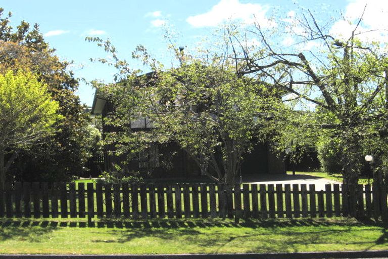 Photo of property in 14 Shera Street, Acacia Bay, Taupo, 3330