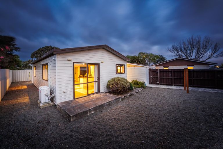 Photo of property in 49 Kaimanawa Street, Kelvin Grove, Palmerston North, 4414