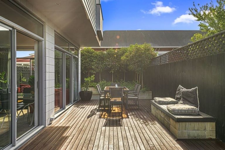 Photo of property in 3/45 Antigua Street, Addington, Christchurch, 8024