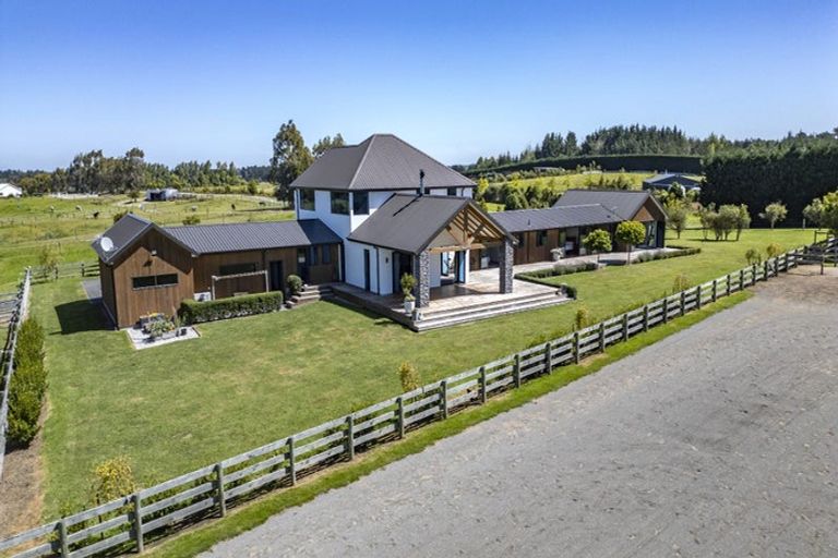 Photo of property in 818 Oxford Road, Fernside, Rangiora, 7471