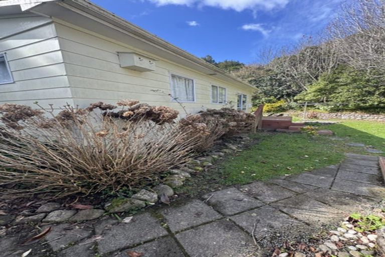 Photo of property in 6 Rata Street, Birchville, Upper Hutt, 5018