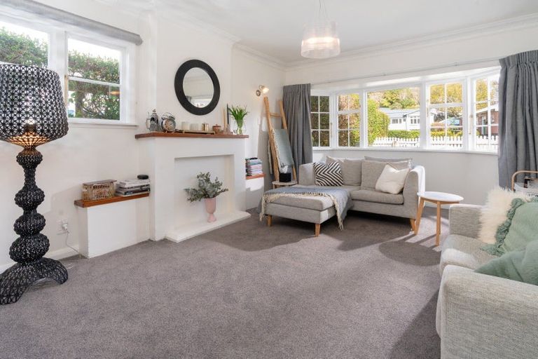 Photo of property in 374 Karori Road, Karori, Wellington, 6012