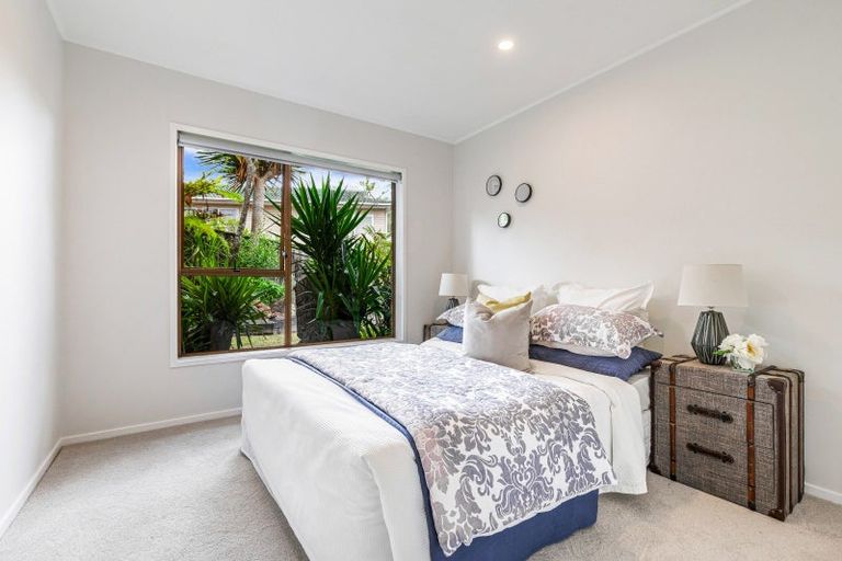 Photo of property in 211 Glamorgan Drive, Torbay, Auckland, 0630