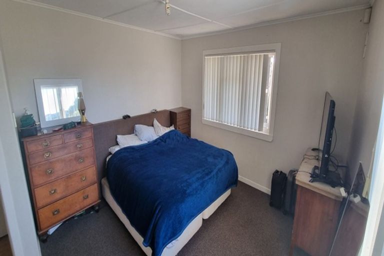 Photo of property in 31 Railway Street West, Papakura, 2110
