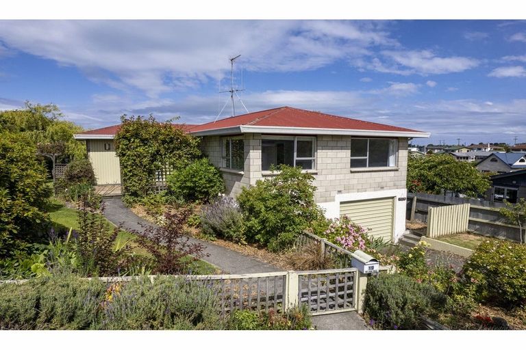 Photo of property in 19 Tasman Street, Oceanview, Timaru, 7910