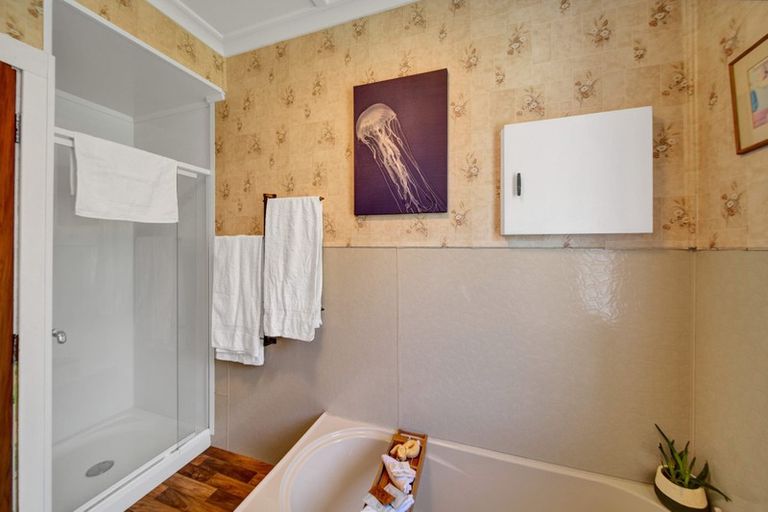 Photo of property in 21 Johnston Street, Brixton, Waitara, 4382