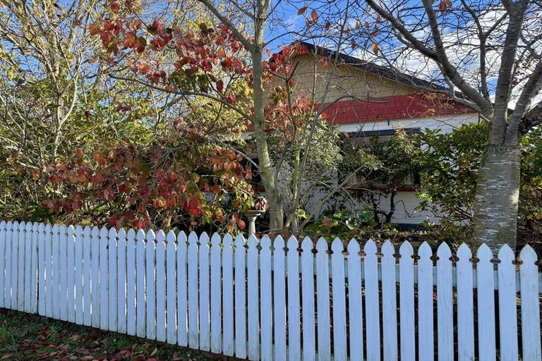 Photo of property in 8 Paul Street, Waimate, 7924