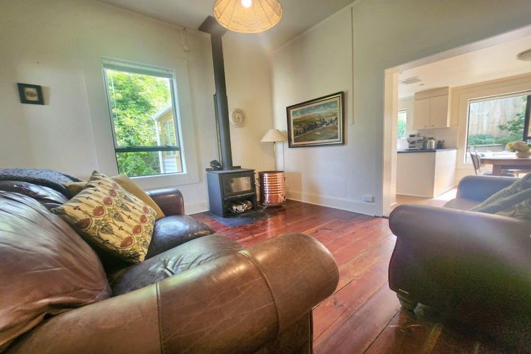 Photo of property in 10a Wharfe Street, South Hill, Oamaru, 9400