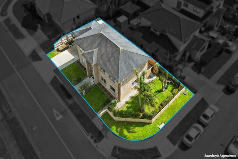 Photo of property in 16 Coolaghy Drive, Flat Bush, Auckland, 2019