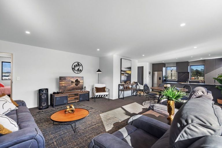 Photo of property in 32 Tamapahore Boulevard, Papamoa Beach, Papamoa, 3118