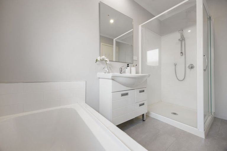 Photo of property in 70 Queens Avenue, Frankton, Hamilton, 3204