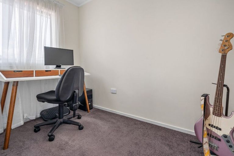 Photo of property in 1/36 Moore Street, Hillcrest, Auckland, 0627