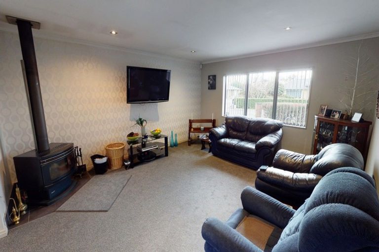 Photo of property in 3 Ahmad Close, Levin, 5510