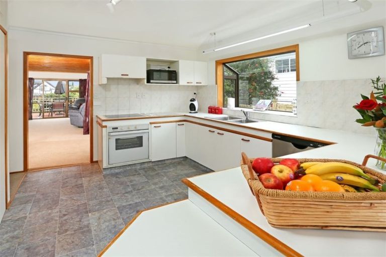 Photo of property in 20 Palomino Drive, Henderson, Auckland, 0612