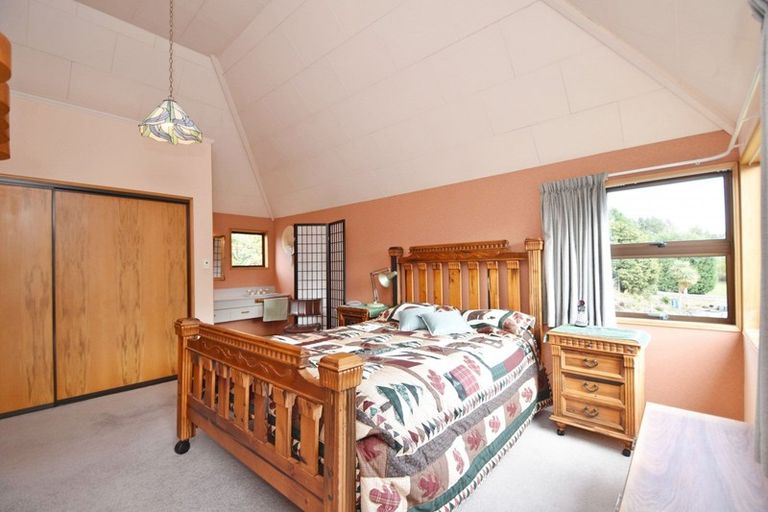 Photo of property in 22 Taiepa Road, Otatara, Invercargill, 9879