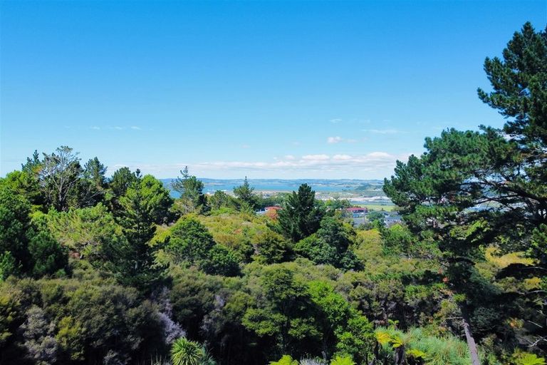 Photo of property in 107 Memorial Drive, Parahaki, Whangarei, 0112