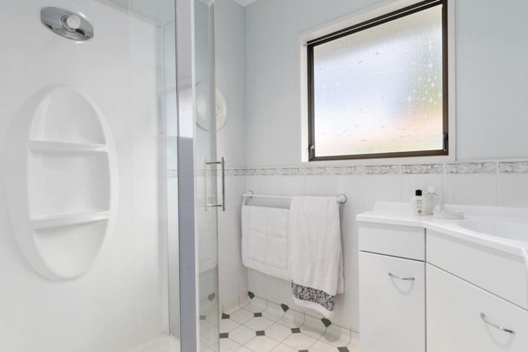 Photo of property in 17b Columba Place, Matua, Tauranga, 3110