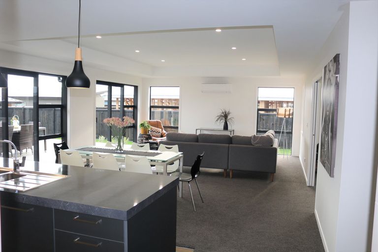 Photo of property in 91 Wingatui Road, Mosgiel, 9024