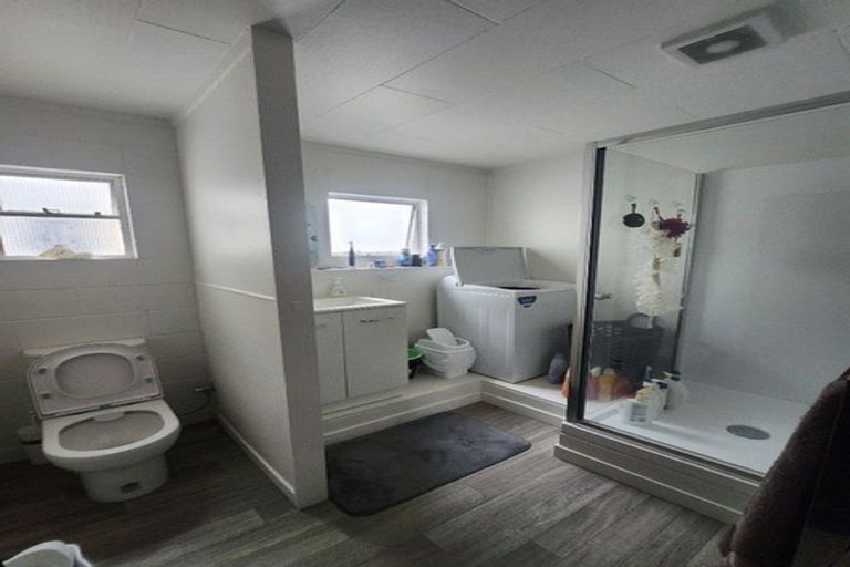 Photo of property in 8 Melrose Crescent, Melrose, Wellington, 6023